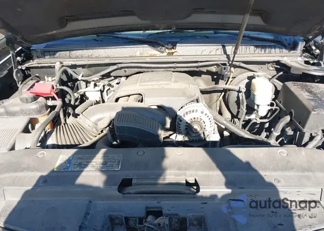 2010 Chevrolet Tahoe Ls z USA, uszkodzony, nr VIN 1GNMCAE38AR239804